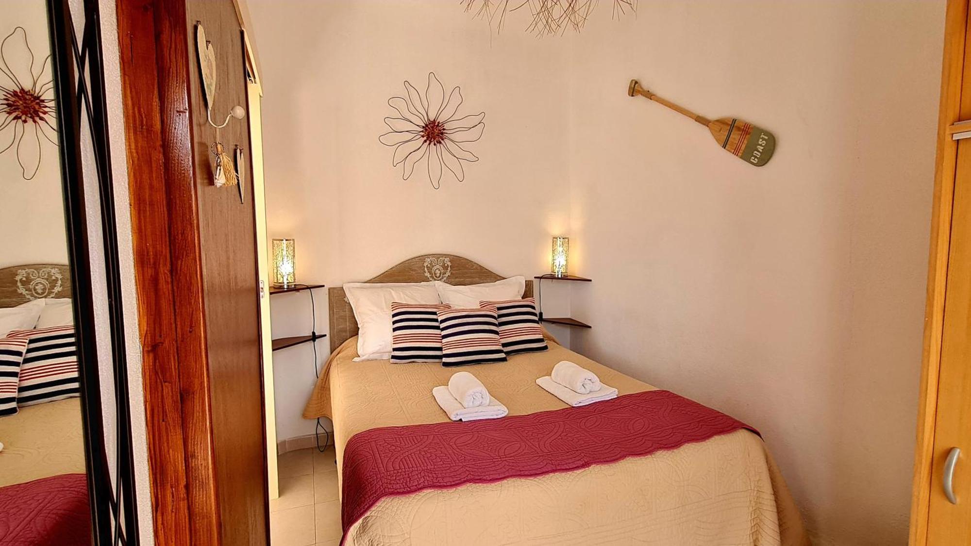 Appartement Kalliste, Logements Avec Vue Citadelle De Bonifacio 보니파시오 외부 사진